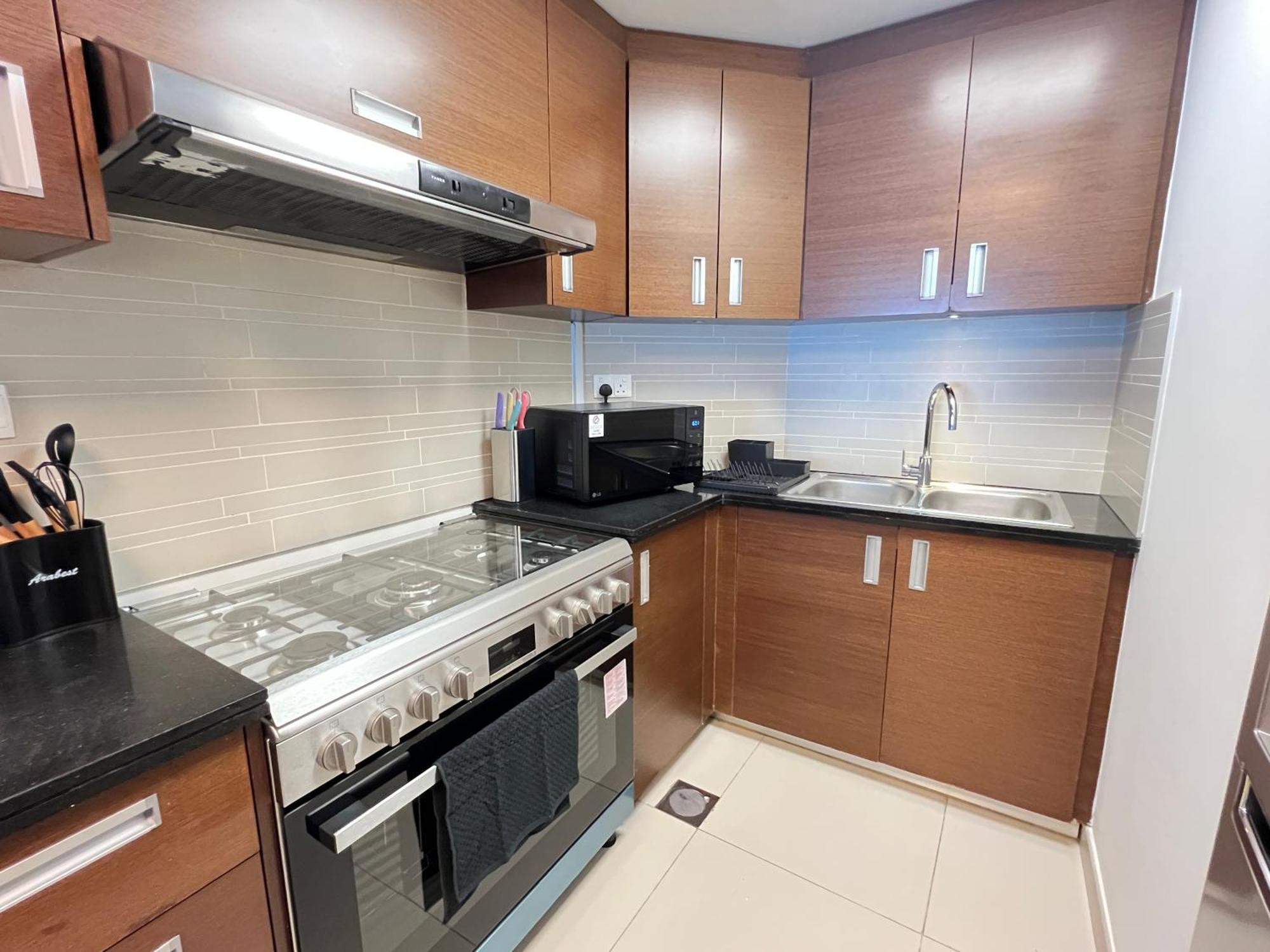 Highfloor 3br Maids Gatetower